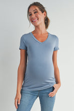 Load image into Gallery viewer, Harlee Basic V-Neck Top
