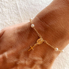 Load image into Gallery viewer, 18k Gold Filled Pearl Rosary Bracelet
