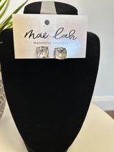 Load image into Gallery viewer, Rhinestone Stud Earrings
