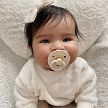 Load image into Gallery viewer, Itzy Soother™ Natural Rubber Paci Sets
