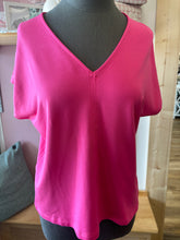 Load image into Gallery viewer, Rosey V-neck Top
