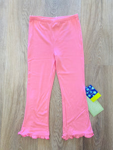 Ruffle Pant in Strawberry - 4T