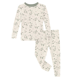 Natural Mistletoe Long Sleeve Pajama Set