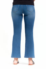 Load image into Gallery viewer, 30&quot; Maternity Slim Boot Jean w/ Bellyband in Tobias
